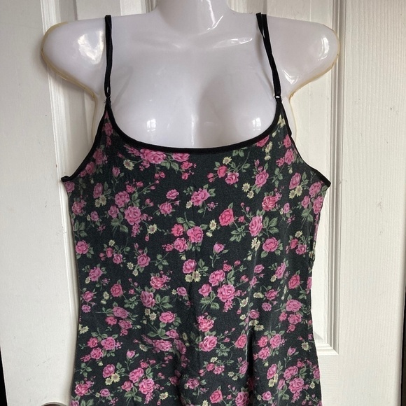 Zenana Outfitters FloralCami size L - Picture 1 of 4
